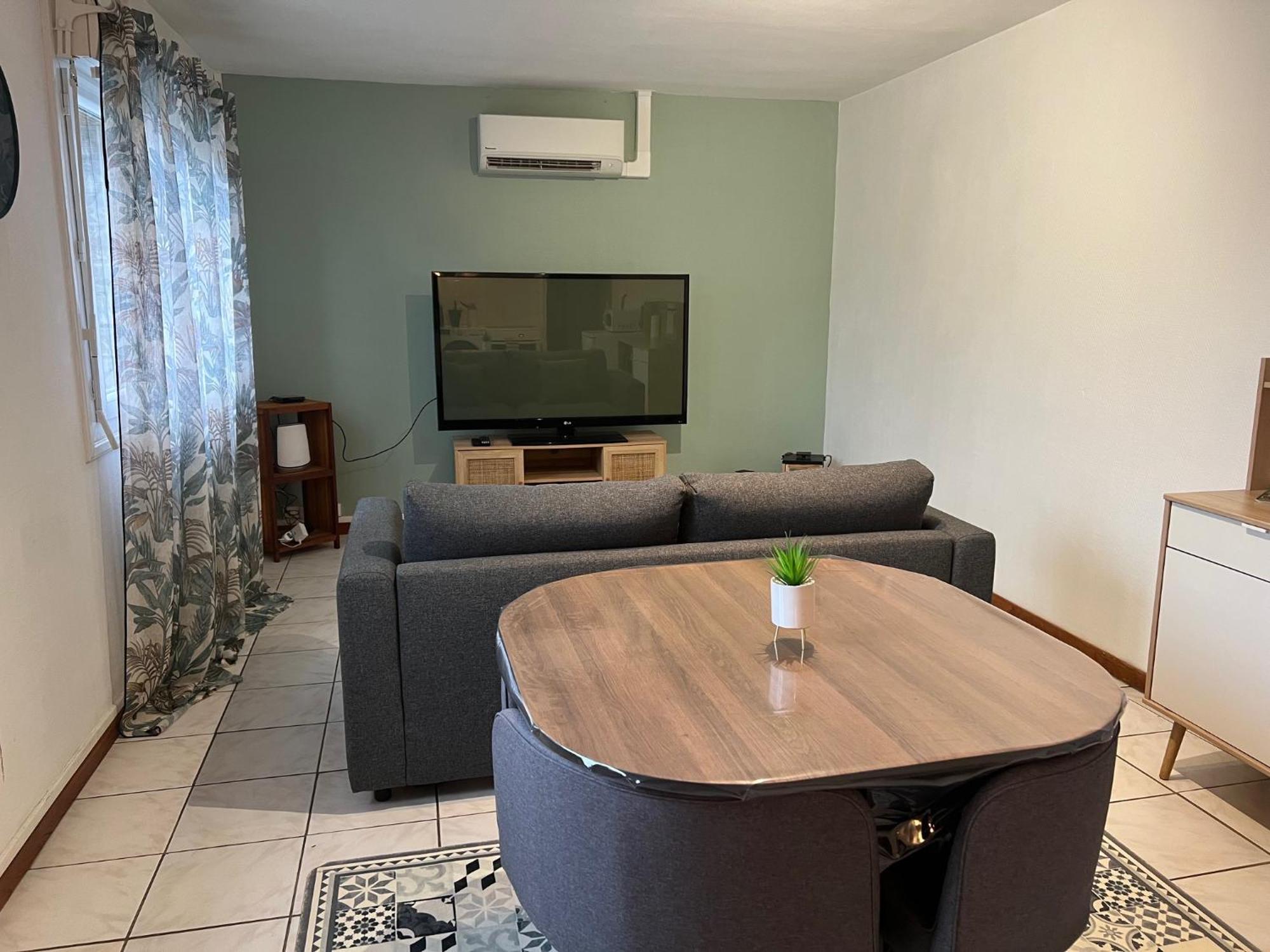 Appartement T2 Cosy Saint-Éloy-les-Mines Kültér fotó